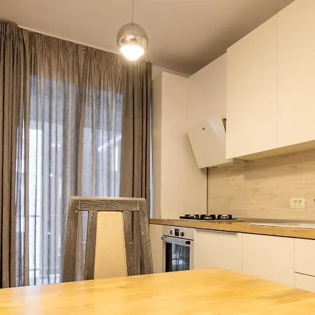 Luxury Near To The Old Town With Free Parking By Mm Host