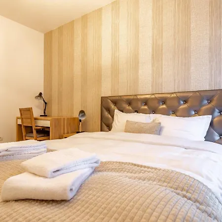 Luxury Near To The Old Town With Free Parking By Mm Host Apartament *