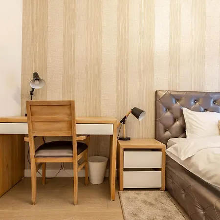 Luxury Near To The Old Town With Free Parking By Mm Host * Brasov